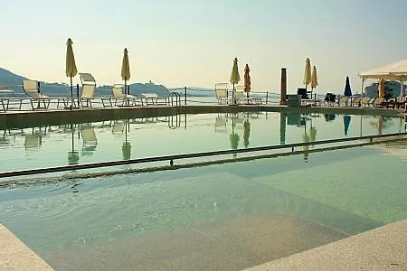 Sleeps 6 Pool Wifi Apartmán