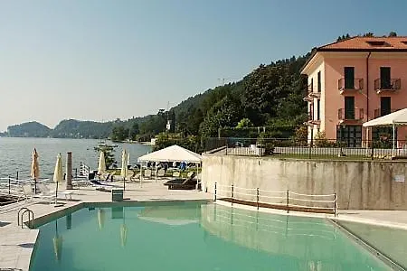 Sleeps 6 Pool Wifi