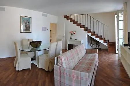 Sleeps 6 Pool Wifi Apartmán Meina
